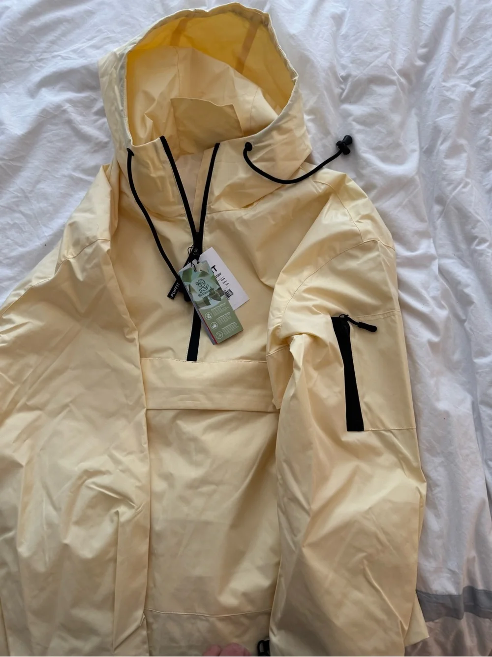 Womens PUFFITT  Rain Hoddie, NWT, Butter Yellow